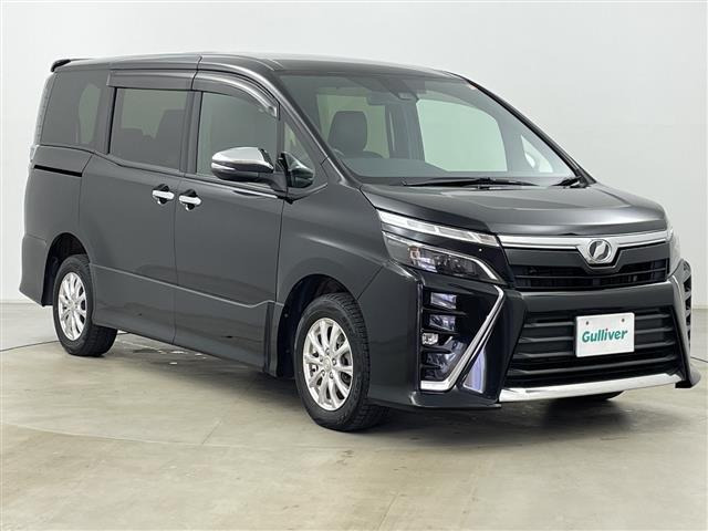 ヴォクシー 2.0 ZS 煌 4WD 修復歴無し