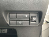 運転席回りのスイッチ類です。