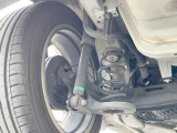 お車を安心してお乗りいただく為には、足回りの定期点検が欠かせません。サービスサポート(有償保証)では無料点検もご提供しており、安心のカーライフをお過ごしいただけるサポート体制が整っています。