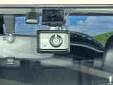 【ドライブレコーダー】ドライブレコーダー装備!走行中はもちろん、あおり運転や事故に遭遇した際、映像で記録し、万一のリスクに備えます。※記録用SDカードはお客様ご自身でご準備いただく必要があります。