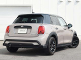 MINIファイナンス商品、MINI自動車保険、ドライブレコーダーの取り扱いも行っております。お車のことはすべて当社にお任せください。お問い合わせはフリーダイヤル【0120-419-603】まで!