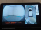 フロントカメラで前側確認ができます。