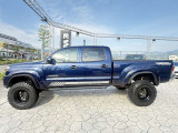 タコマ ダブルキャブ 4.0 V6 4WD 