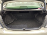 【トランク】積み込みやすくて、たっぷり積める荷室です。シートアレンジできるものは、乗車人数と荷物の量や大きさによってシートを動かすことができるので、より快適なドライブが可能です!