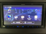 ナビゲーションはフルセグTV、インターナビ対応のメモリーナビ(社外品)を搭載しています。Bluetoothオーディオ機能がありますので、スマートフォンなどの音楽も再生できます。