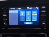ディスプレイオーディオを装備。スマホとクルマをつなぐことで、これまでのナビに加えて、いろんなサービスが楽しめます。