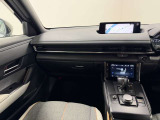 【状態証明つき】当店の在庫車は、第三者機関の専門スタッフによる、検定済の中古車です!全車に 「車両状態証明」 を取り付けております。