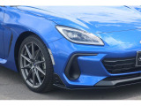 LEDヘッドライトで夜道も明るく快適運転。寿命も長くてエネルギー消費量が少ないです。