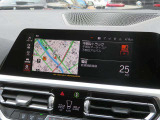 ◆iDriveを装備。操作系統をディスプレイから独立させることで、人間工学に基づいた最適な運転環境を実現しております。◆
