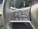 ■ステアリングスイッチ■ハンドル手元でオーディオの操作が簡単に出来ます。運転中でもナビまで手を伸ばさずに操作が出来て安心です。