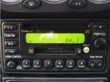 CD・MD・ラジオチューナーを装備しております!運転中も退屈しないですね☆
