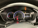 充実の装備が揃った中古車で快適なカーライフを。豊富な機能で便利さを追求し、使いやすさと安心感を提供します。安全性と快適性を追求した整備済み車両で、心地よいドライブをお楽しみください。