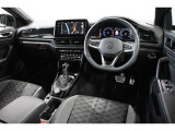 T-Roc TDI 4モーション Rライン ブラック スタイル ディーゼル 4WD 