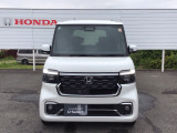 お買い上げいただいたお車は、ご納車前に定期点検を実施いたします。さまざまな基準で、クルマ本体や装備などHondaディーラー専門スタッフが点検・整備まで行うのでご安心下さい。