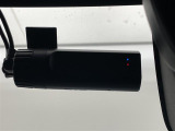 【ドライブレコーダー】映像・音声などの運転中の記録を残します。事故などを起こした起こされた時の証拠になりえますので、もしも時でも安心ですね。