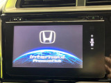 【メーカー純正ナビ】インテリアに溶け込むスタイリッシュな「専用設計」メーカーナビを装備♪視認性や操作性など基本性能にも優れ、より上質なカーライフをお楽しみいただけます。