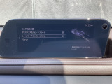 ハンドル操作をアシストすることにより車線からの逸脱回避を支援します。