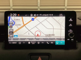 多機能と操作のしやすさを両立した、Honda CONNECT対応のナビディスプレーです。ETC2.0車載器もナビゲーション連動し、スマートフォン用Bluetoothユニット付きです。