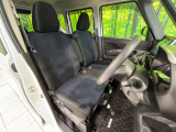 運転席シート廻りは使用感も少なく、良好な状態となっています。丁寧に使われていたことがよくわかりますね。