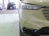 LEDヘッドライトは、点灯の瞬間から光量を発揮し、突然暗くなるトンネルなどでの安定感を高めます。