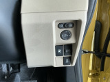 ★急速充電★普通充電はフタを直接押し、急速充電は車内のボタンを操作して開け、あとは充電コネクターを差すだけで充電開始します♪