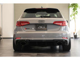 AUDI RS3Sportsbackが入庫しました!カスタム多数な一台となっております!お気軽にお問い合わせください。