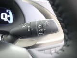 <AUTOライト>周囲の明るさをセンサーでキャッチして、ヘッドライトを自動的に点けてくれる賢い機能です!