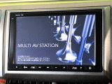 【メーカー純正ナビ】インテリアに溶け込むスタイリッシュな「専用設計」メーカーナビを装備♪視認性や操作性など基本性能にも優れ、より上質なカーライフをお楽しみいただけます。