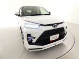 LEDヘッドライトです。デザイン性がよくとても明るいので、夜間の走行や悪天候でも安心です。しかも長寿命!