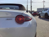 リアのライトは一目でマツダ車と判断できるようなデザインとなっております。