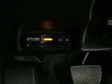 ETC2.0付き。高速道路の料金所はキャッシュレスで。サービスエリア等にあるスマートインターも利用可能でとっても便利。ご納車後すぐにお使い頂けるようセットアップしてのお渡しとなります。