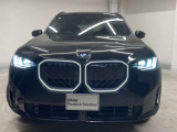 【キドニーグリル】BMWは約90年もの間、ほぼ全ての車両にひと目でBMWだと分かるこの特徴的なフロントグリルが備えられ、デザイン・アイコンとして親しまれてきました。