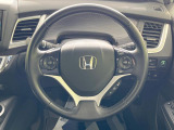 【ステアリングスイッチ】運転中、前方から目線をそらすことなく、オーディオ等の操作が可能な便利機能!安心&快適なドライブを演出してくれます♪