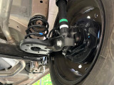お車を安心してお乗りいただく為には、足回りの定期点検が欠かせません。サービスサポート(有償保証)では無料点検もご提供しており、安心のカーライフをお過ごしいただけるサポート体制が整っています。