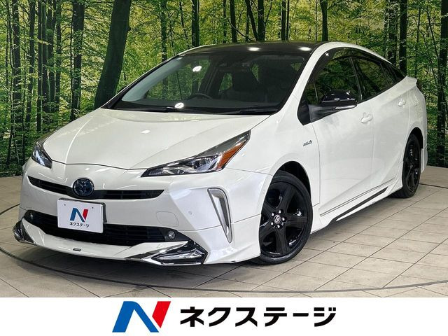 トヨタ プリウス 