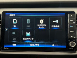 スマートフォンのような操作感の静電式タッチパネル。