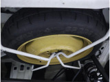 もちろんスペアタイヤや車載工具も完備☆ 万が一のパンクに備えて使用方法もお伝えします!