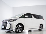 ★展示前点検実施★特殊な機材も用いて、前車点検を実施しております!
