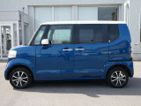 すべての車に外装のコーティングと各種ルームクリーニングを施工いたします!外装も内装も愛車はいつもピカピカキレイが気持ちいいですね♪