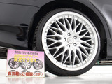 新品20インチアルミホイール&新品タイヤ装着済みです!アルミホイールの変更も可能です!お客様のお好みの1台を作成可能となります!※詳細はスタッフまでお尋ねください。