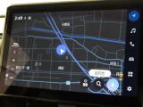 メーカー装着のディスプレイオーディオを装備しております。