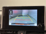 いまや必須装備「ナビゲーション」搭載!知らない場所にスイスイッとドライブ。もう、これなしではハンドルを握れませんね!でも運転中の操作は危険ですのでご注意ですね☆