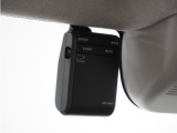 ◆ドライブレコーダー◆映像・音声などを記録する自動車用の装置です。 もしもの事故の際の記録はもちろん、旅行の際の思い出としてドライブの映像を楽しむことができます。