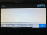 Bluetooth機能対応7インチフルセグナビ TV画像のきれいなフルセグTV、CD、AM/FMラジオも視聴できますスマホでのハンズフリー通話ができます。専用アプリでスマホ連携も可能