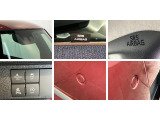 品質へのこだわり!フロアマットやシートなど車内をキレイに清掃し、ニオイや汚れなどを徹底的にクリーニングしてもらっております。室内はピカピカです☆