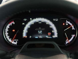 メーターはスッキリとしたデザインで、とても見やすく、安全運転のお役に立ちます。