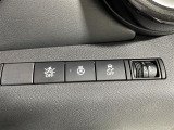 【エマージェンシーブレーキ】前方の車両や歩行者を検知し、衝突による事故回避をサポートします!機能には限界があるためご注意ください。