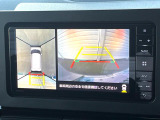 【パノラマモニター】専用のカメラにより、上から見下ろしたような視点で360度クルマの周囲を確認することができます☆死角部分も確認しやすく、狭い場所での切り返しや駐車もスムーズに行えます。