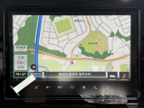 全方位モニター付9インチナビ。ナビ機能はもちろんスズキコネクトとの連携でドライブの安心感を高めます。スマートフォンとの連携も可能・Apple CarPlay・Android Auto