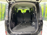 普段のお買い物や通勤、送迎等に十分な荷室スペースを確保しております。セカンドシートを倒すと、大きな荷物の積載も可能です♪